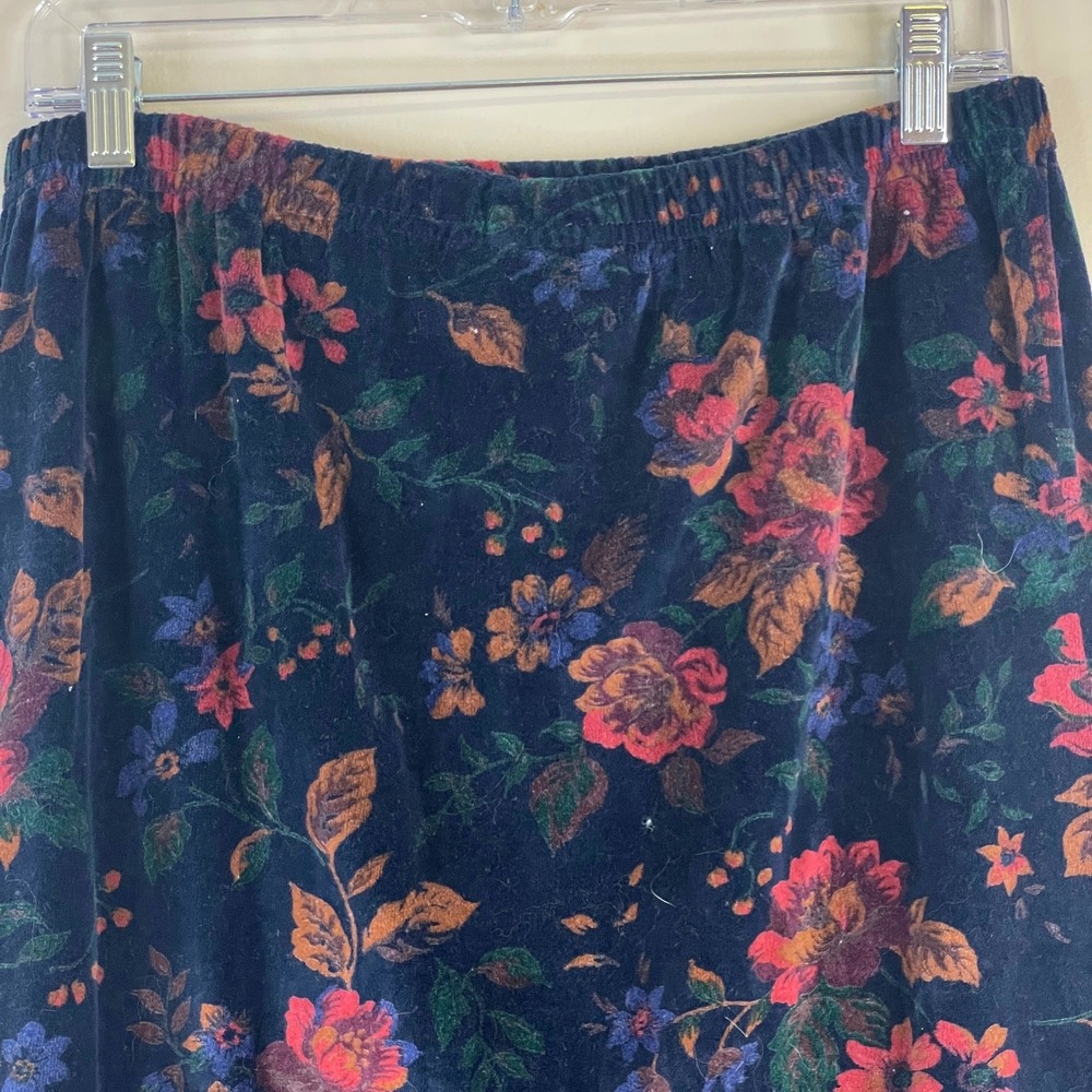Vintage Cottage Floral Velour Skirt Women Medium Midi Moody Old Money Modest - Picture 8 of 13